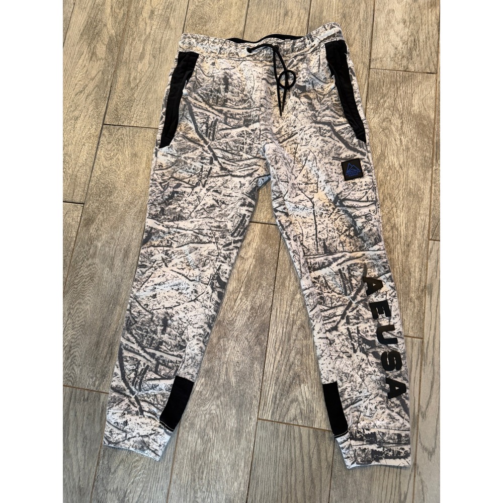 American Eagle Mens Jogger Pants Woodsy Camo Size Medium Mens Tree Bark Pant
